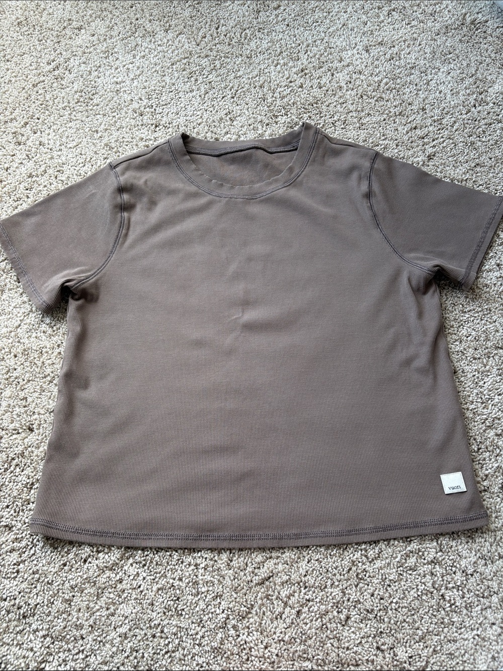 Vuori Pose Fitted Tee